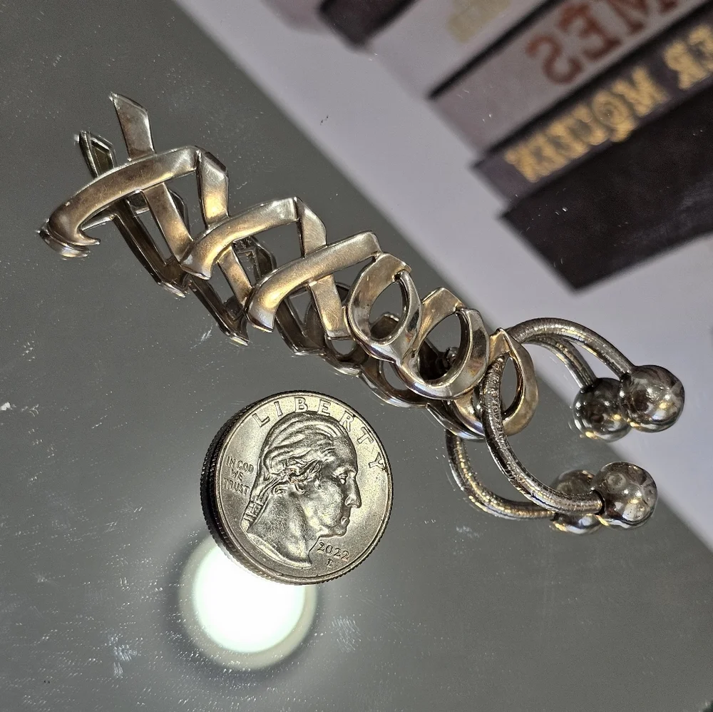 💋Tiffany & Co. XXXOOO Kisses & Hugs Paloma Picasso 925 Sterling Key Ring 🫂